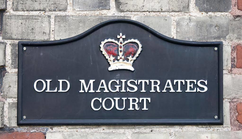 The Old Magistrates Court Bed & Breakfast Cambridge  Exterior photo